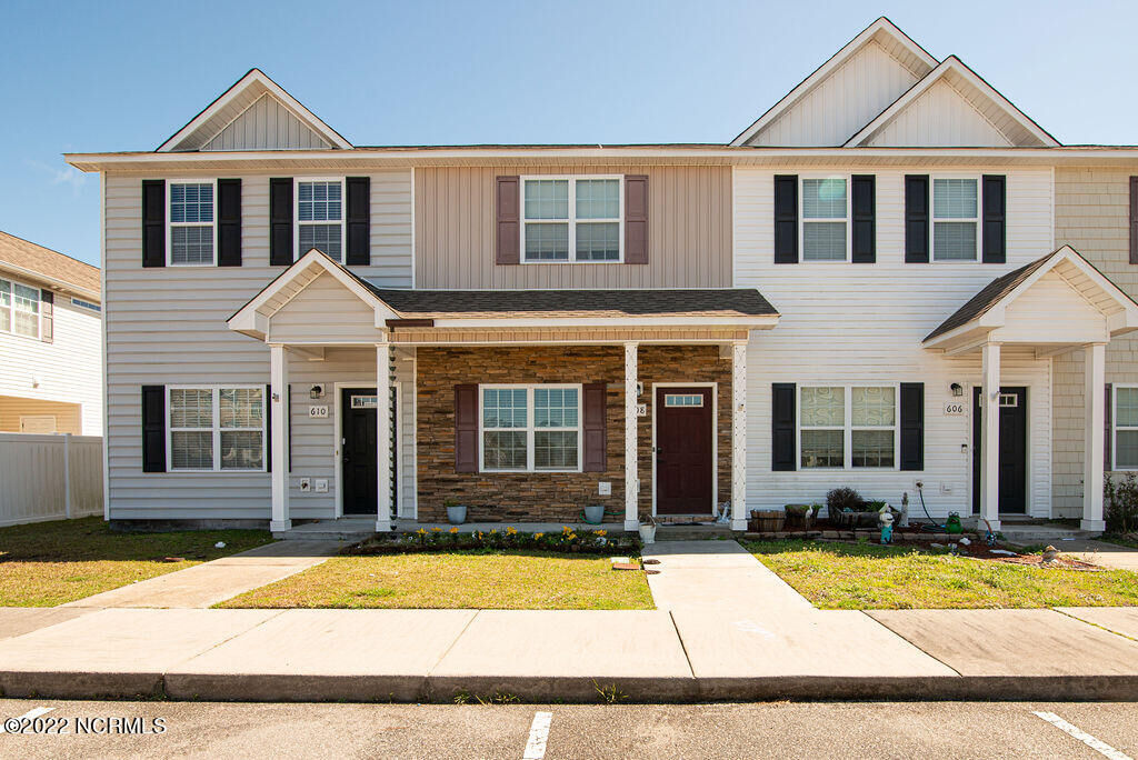 Property Photo:  608 Ebb Tide Lane  NC 28460 