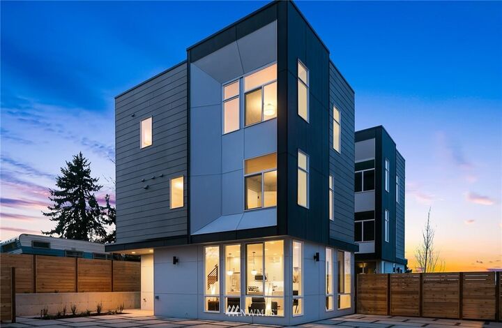 Property Photo: 3532 S Dawson Street WA 98118