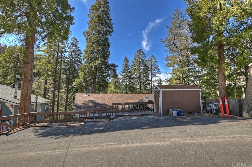 Property Photo:  1035 Nesthorn Drive  CA 92325 