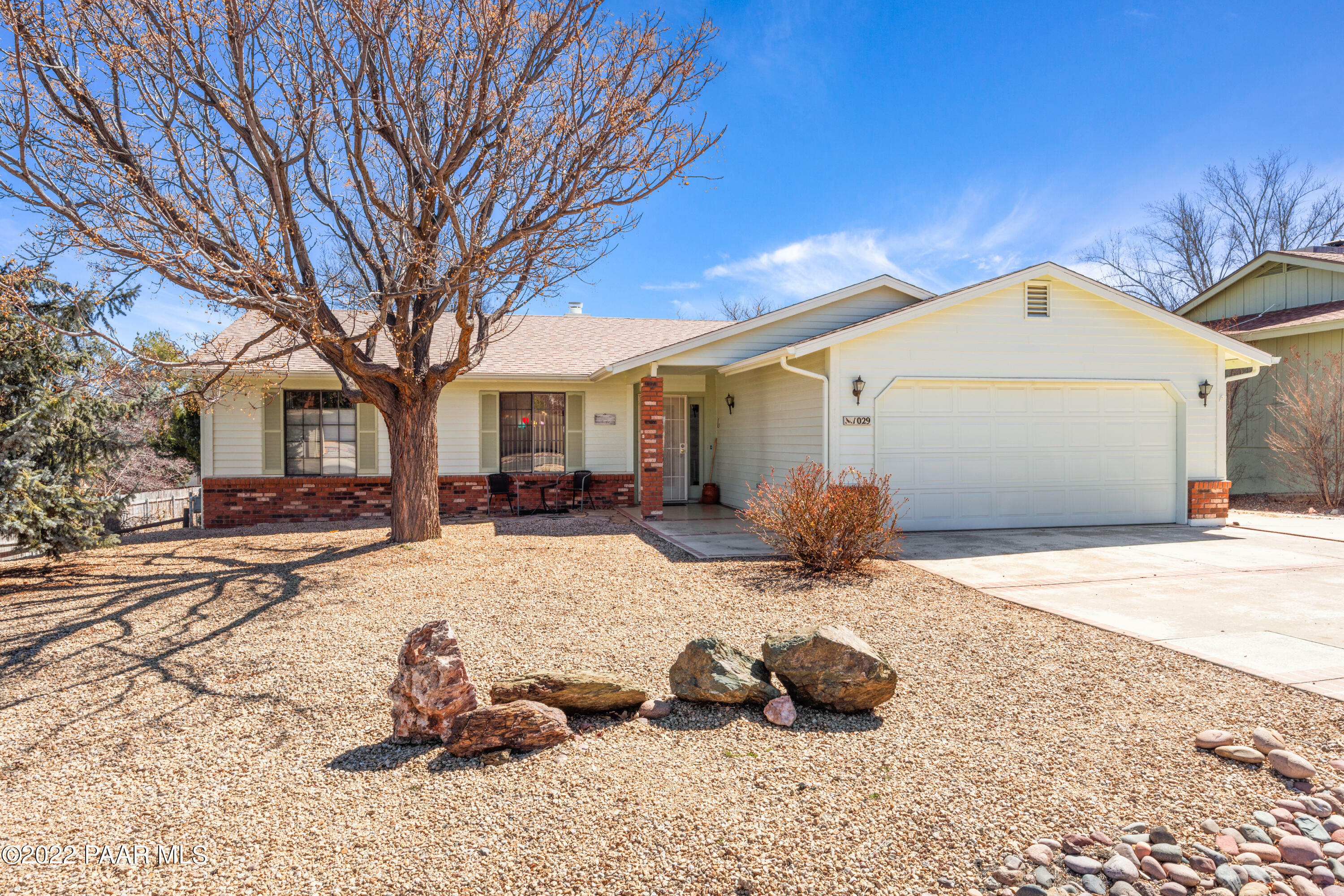 Property Photo:  1029 N Latigo Lane  AZ 86327 