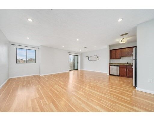 Property Photo:  24 South St 302  MA 02169 