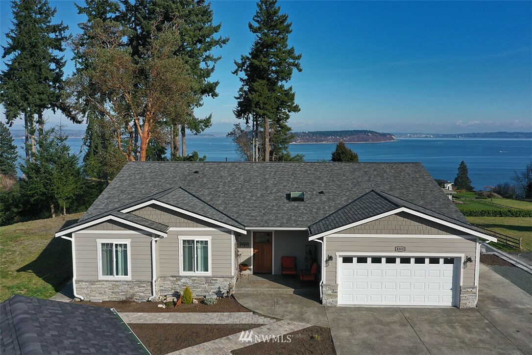 Property Photo:  4369 Bellellen Way  WA 98260 