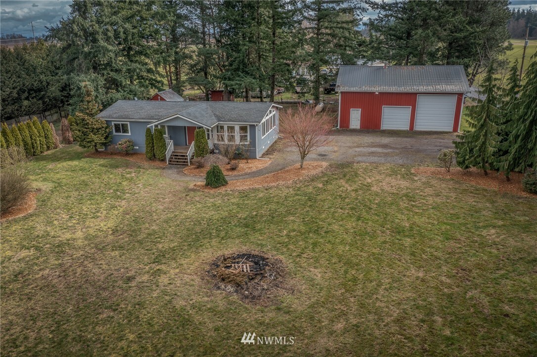 Property Photo:  1680 Pine Needle Lane  WA 98248 