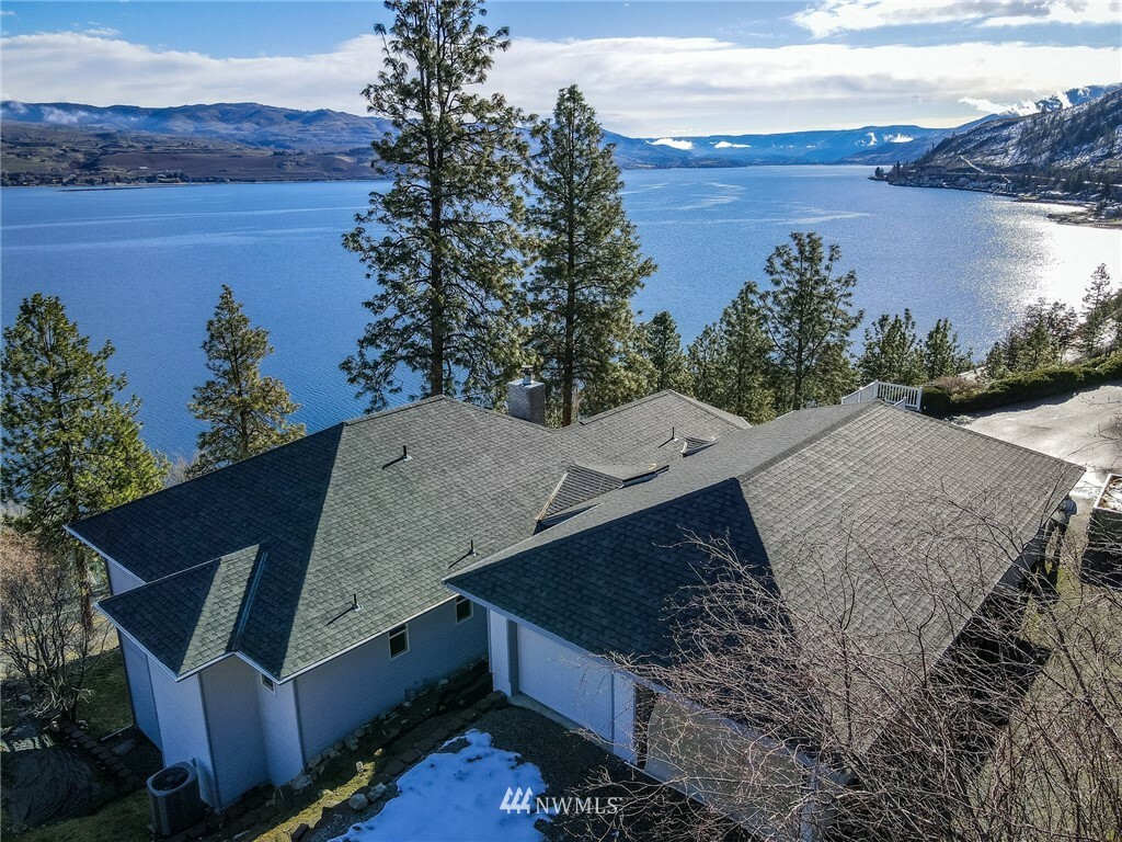 Property Photo: 4128 Sunnybank Drive WA 98816