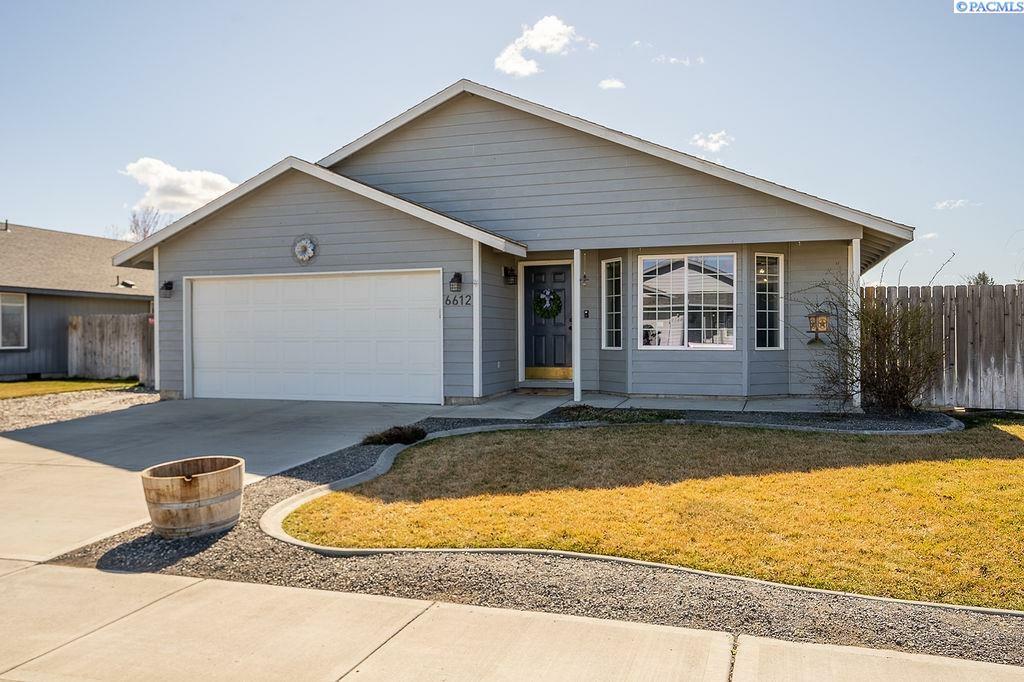 Property Photo: 6612 Robinson Dr WA 99301