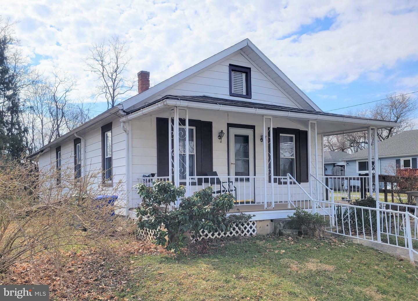 Property Photo:  4801 Crown Avenue  PA 17109 