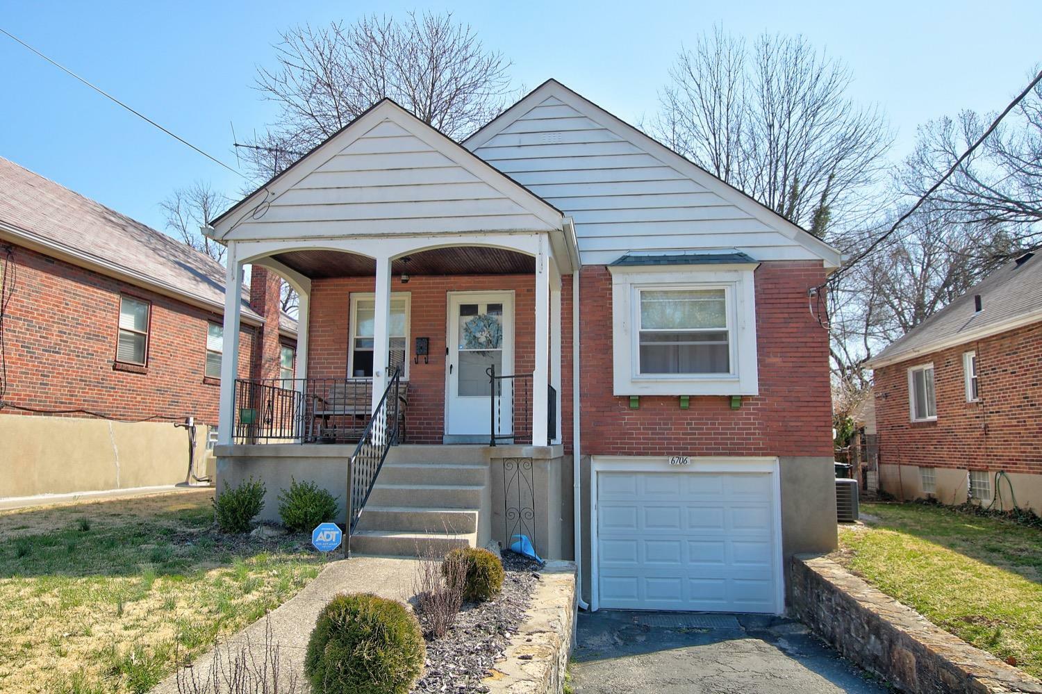 Property Photo: 6706 Plainfield Rd OH 45236