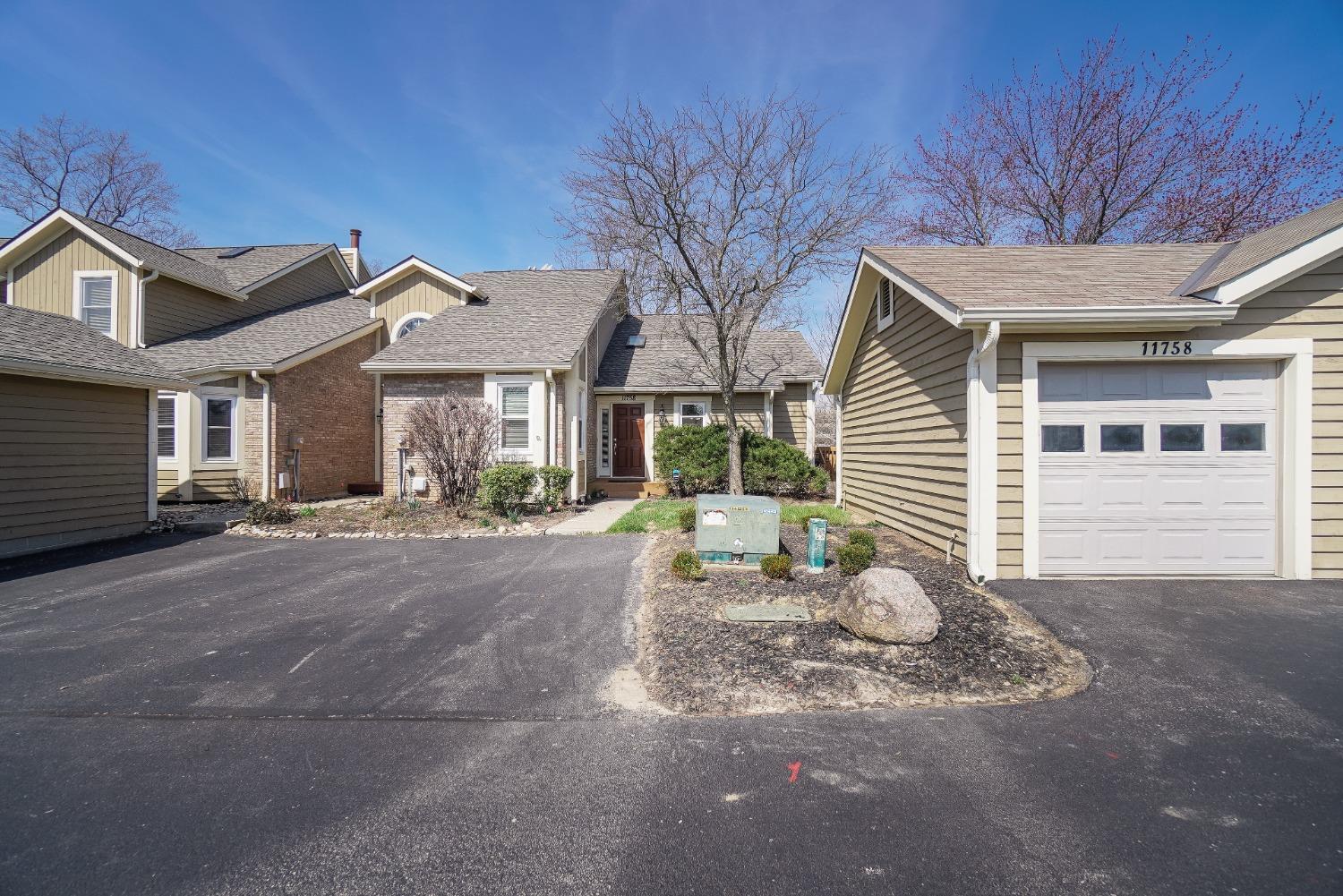 Property Photo:  11758 Gable Glen Ln  OH 45249 