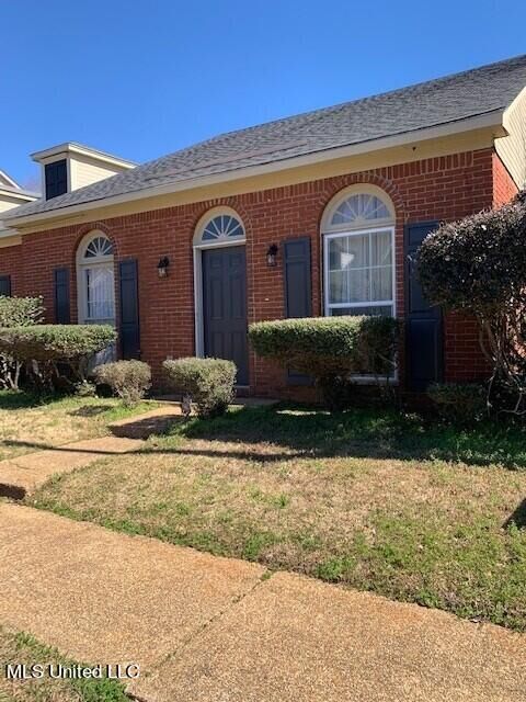 Property Photo:  118 N Brighton Drive  MS 39211 