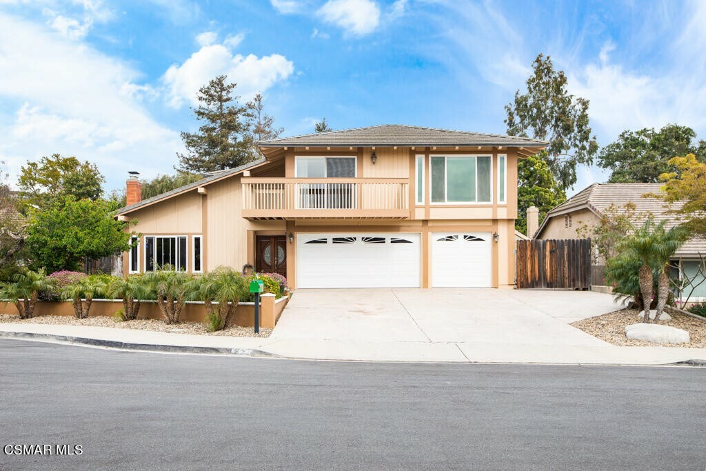 Property Photo:  2572 Leafwood Drive  CA 93010 