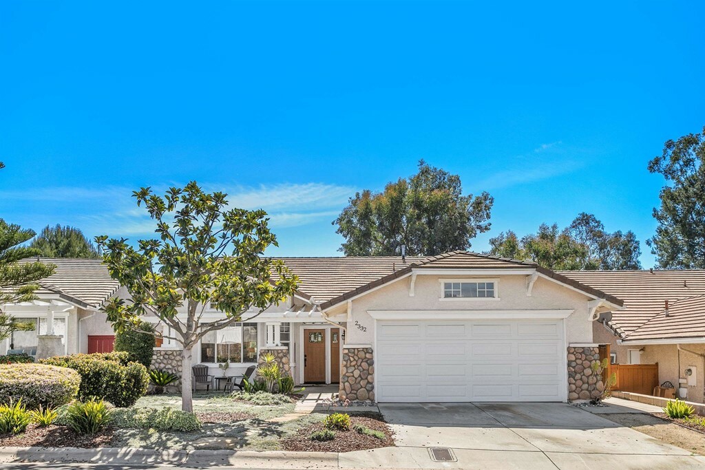 Property Photo:  2332 Azure Ln  CA 92081 