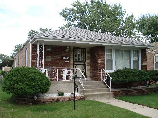 Property Photo:  15533 S Drexel  IL 60419 