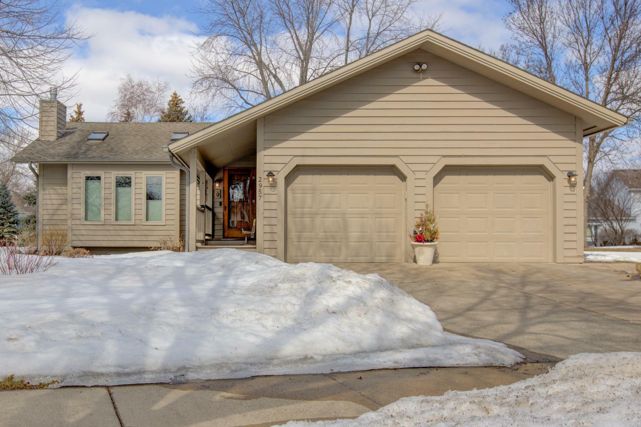 Property Photo:  2957 Aurora Lane  MN 56303 