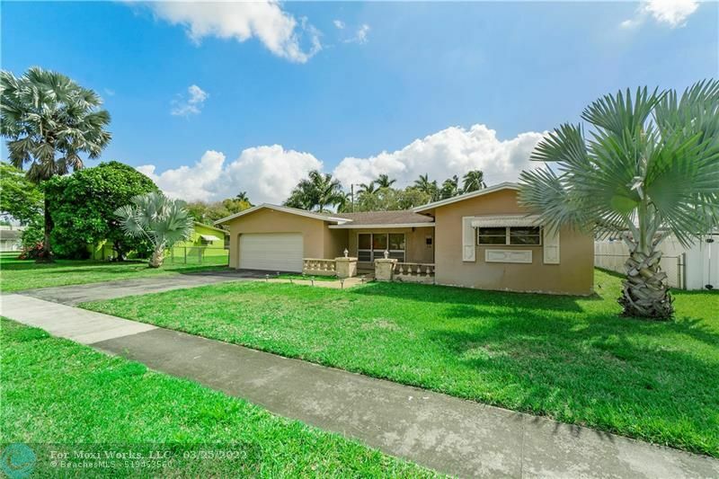 4902 SW 90th Ter  Cooper City FL 33328 photo