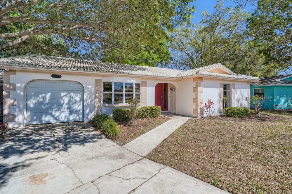 Property Photo:  8985 Orange Blossom Drive  FL 33772 