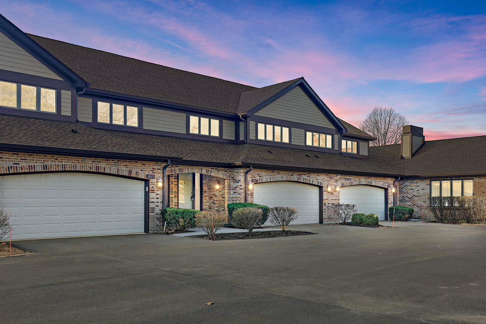Property Photo: 1867 Golf View Drive W IL 60103