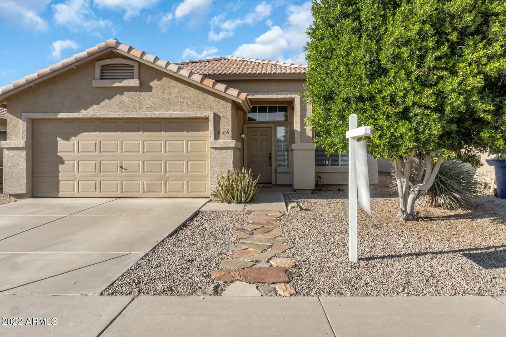 Property Photo:  926 E Carla Vista Place  AZ 85225 