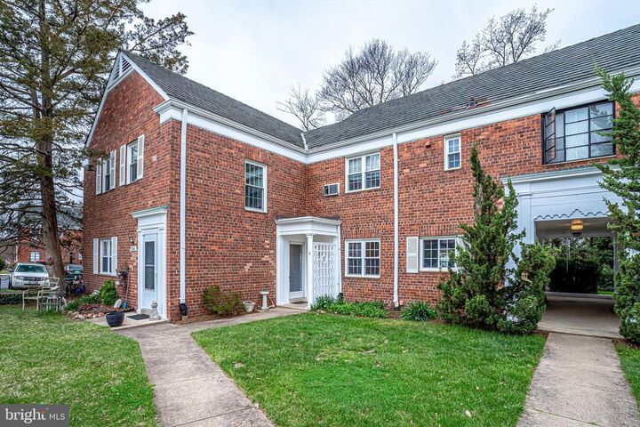 3312 Gunston Road 0  Alexandria VA 22302 photo