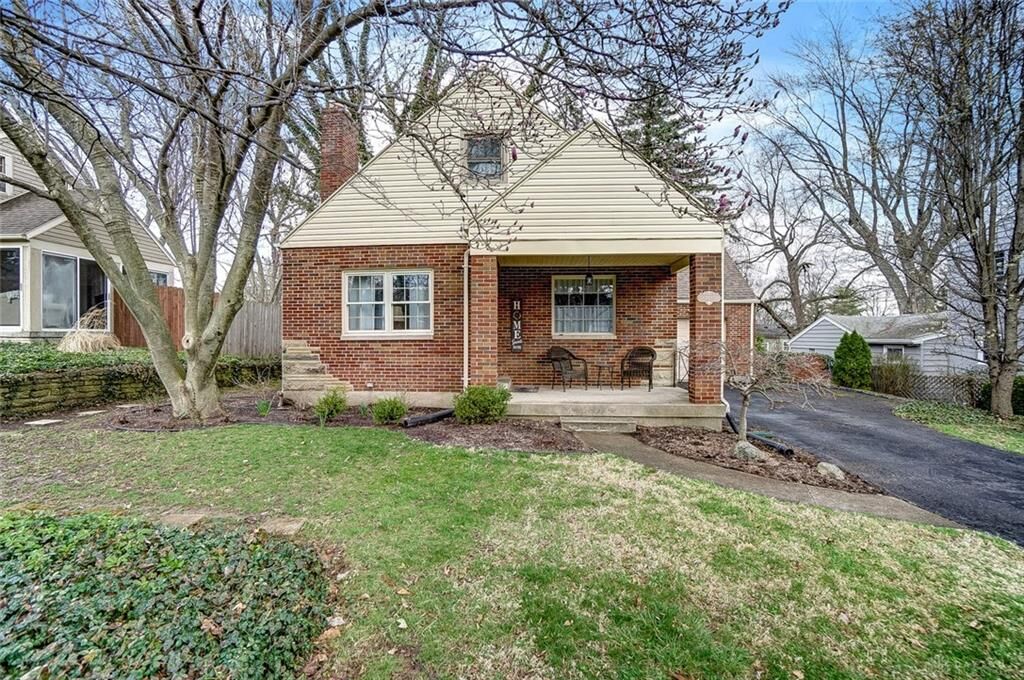 Property Photo:  141 Sherbrooke Drive  OH 45429