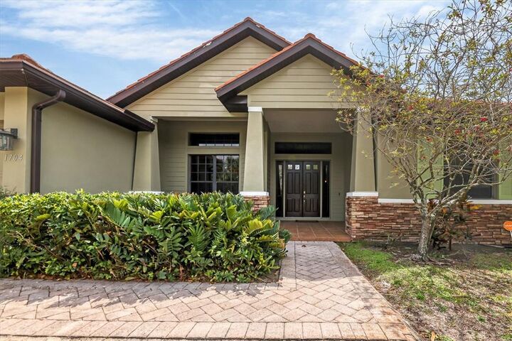 Property Photo:  1704 Arlington Street  FL 34239 