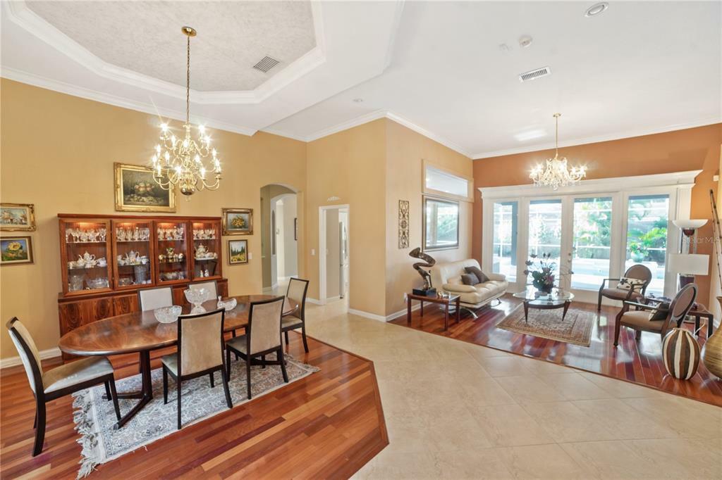 Property Photo:  8822 Great Cove Drive  FL 32819 