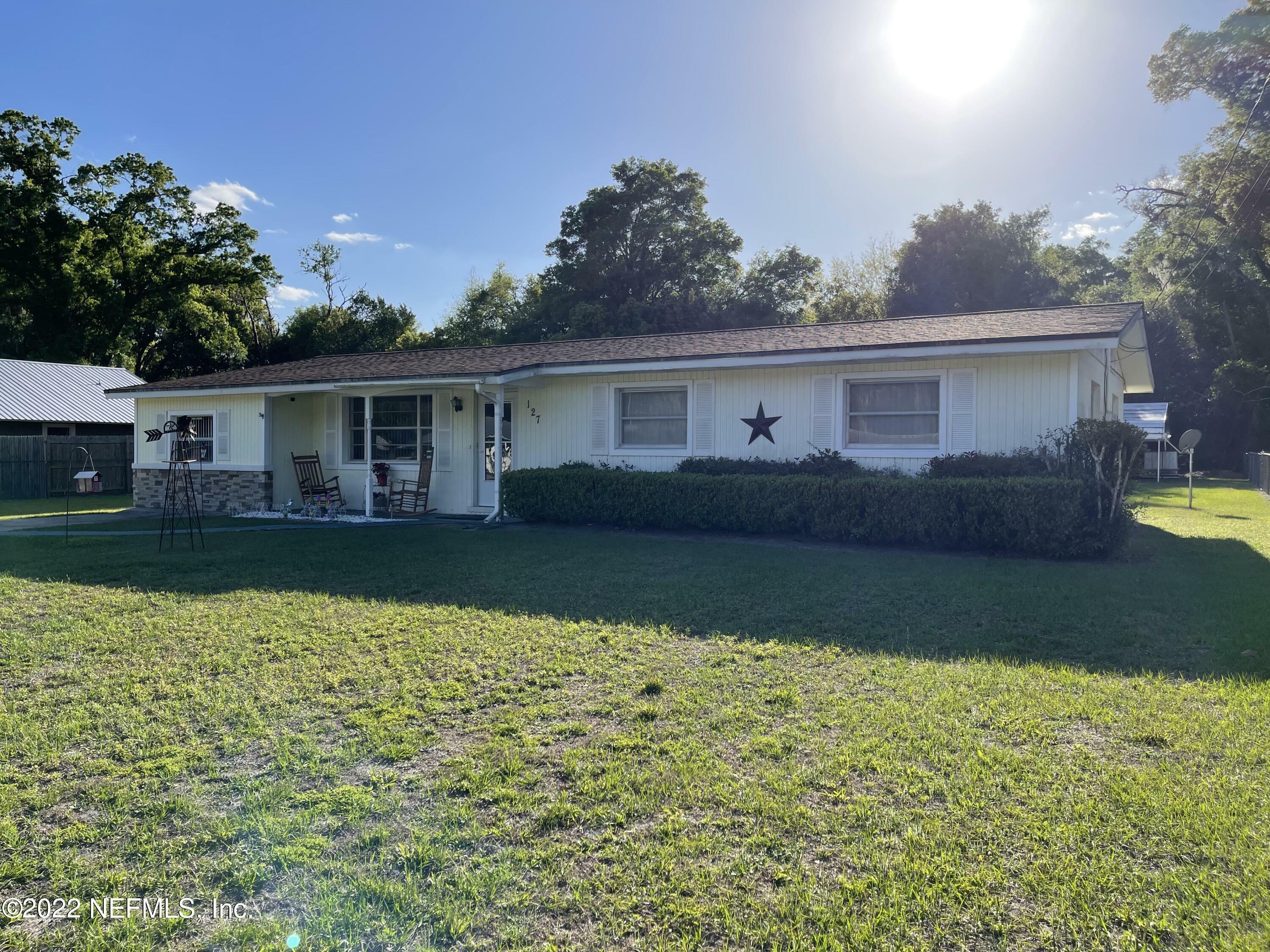 Property Photo:  127 Silver Court  FL 32177 