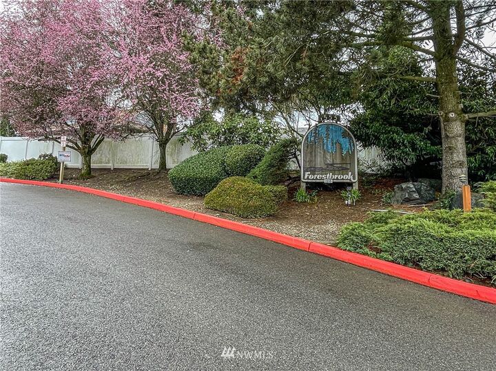 Property Photo: 1555 Union Avenue NE 62 WA 98059