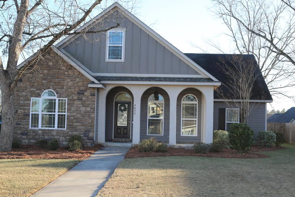 Property Photo:  4652 Amelia Circle  GA 31632 