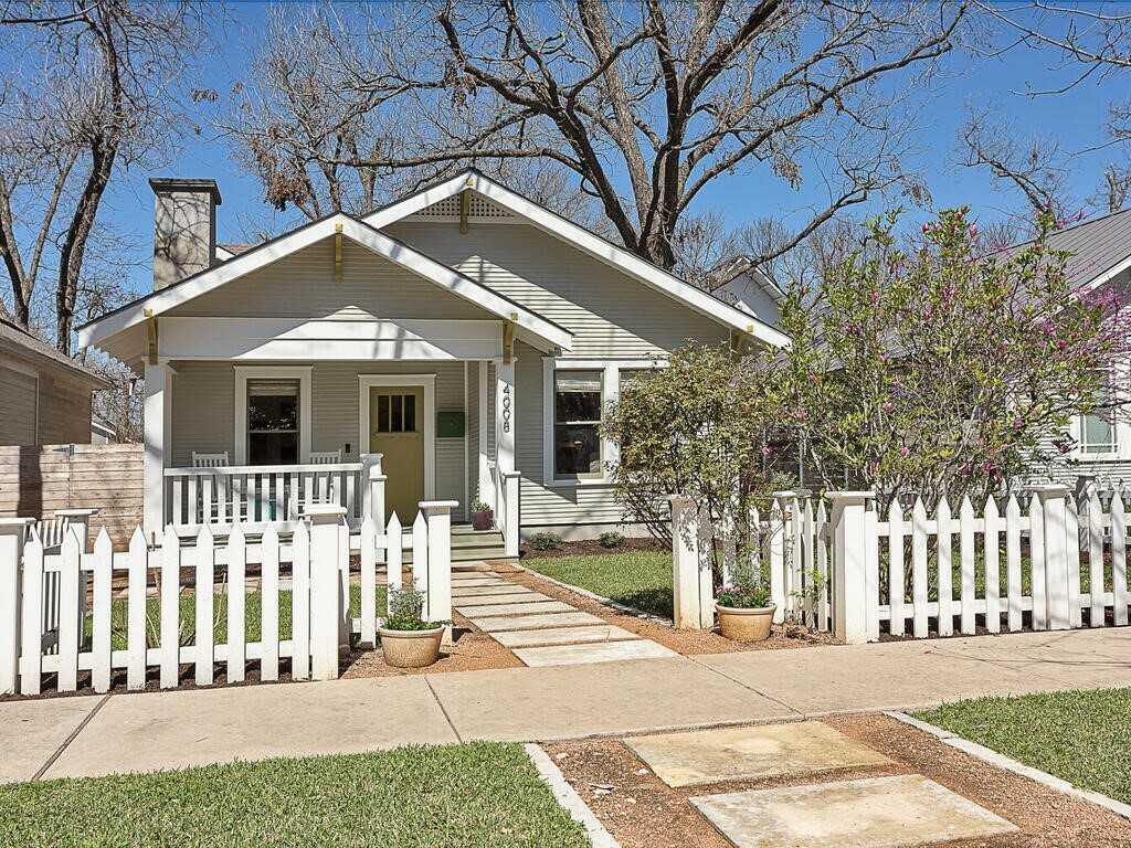 Property Photo: 4008 Avenue G TX 78751