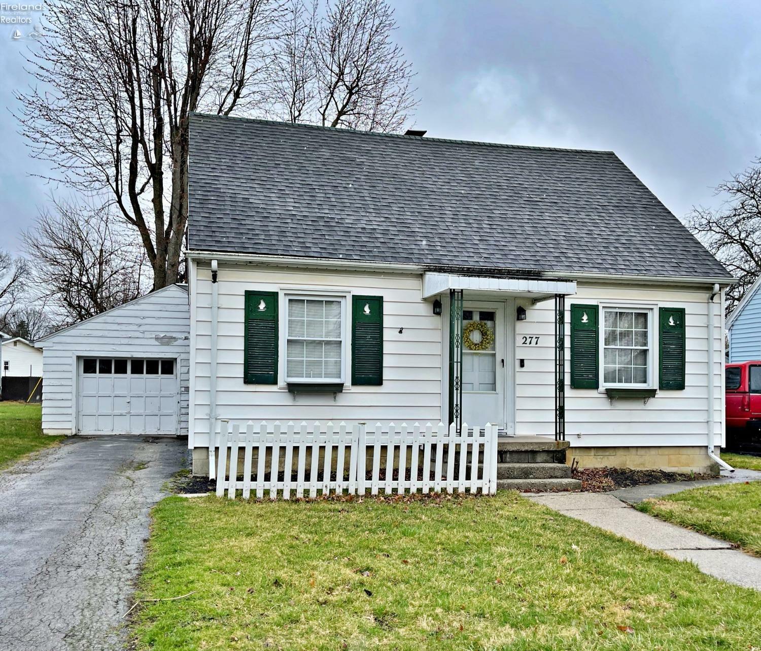 Property Photo:  277 Clay Street  OH 44883 