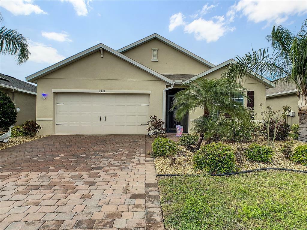 Property Photo: 8989 Mondial Court FL 34293