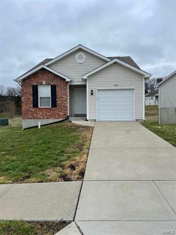 Property Photo: 1634 Vine School Rd. 63048