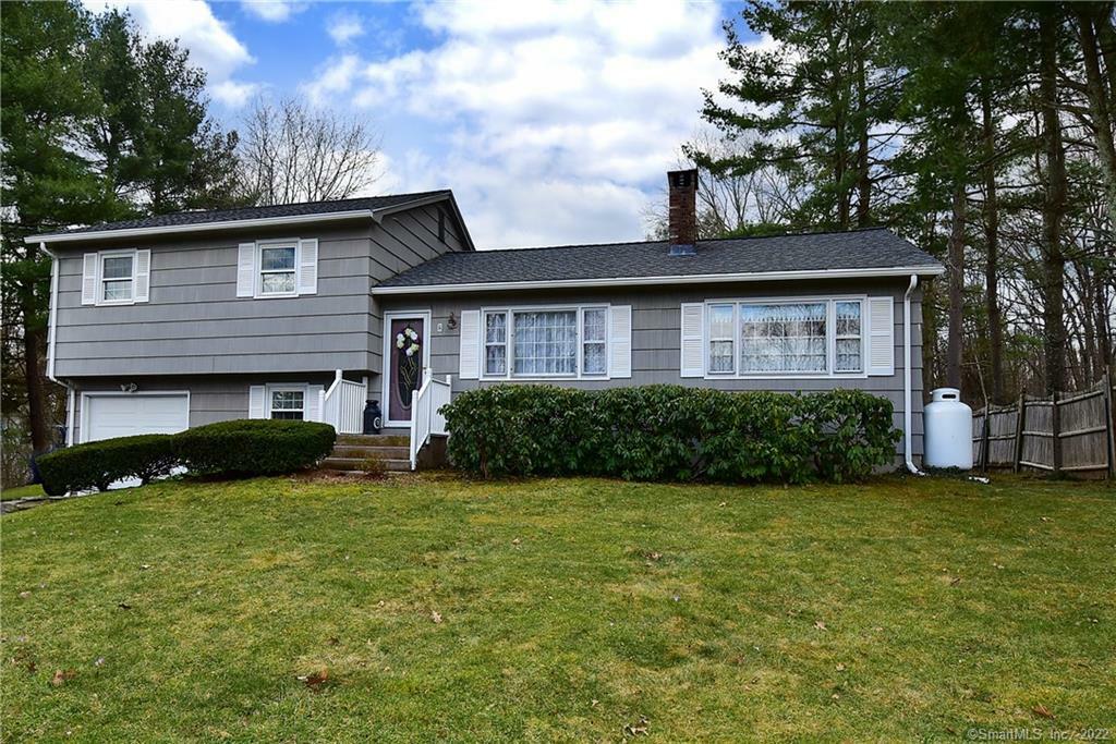 Property Photo:  8 Hillsdale Drive  CT 06029 