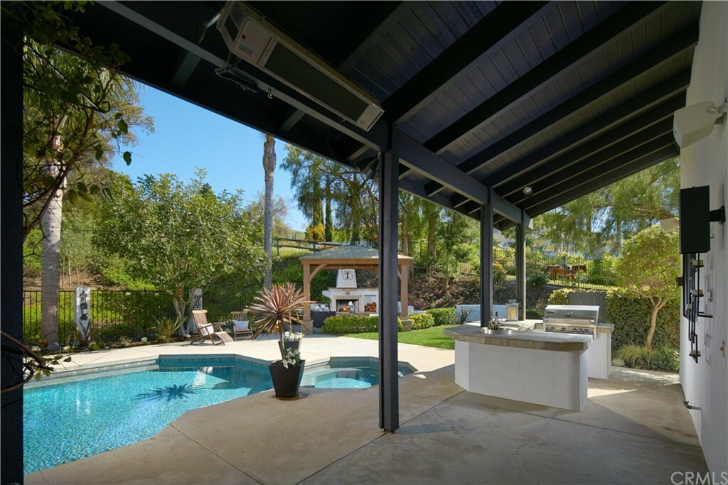 Property Photo: 27712 Horseshoe CA 92675