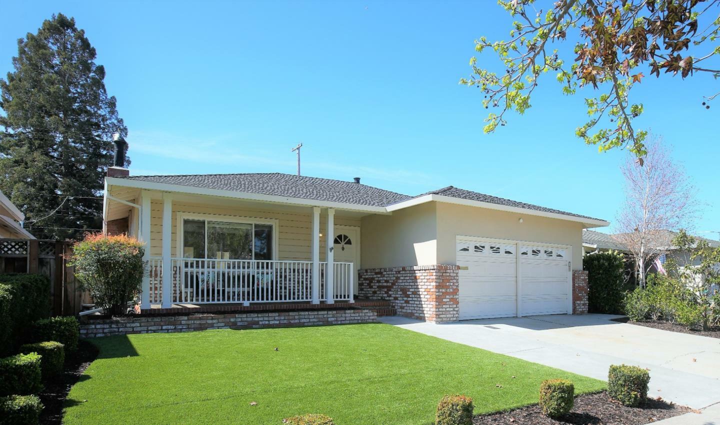 Property Photo:  2650 Hampton Avenue  CA 94061 