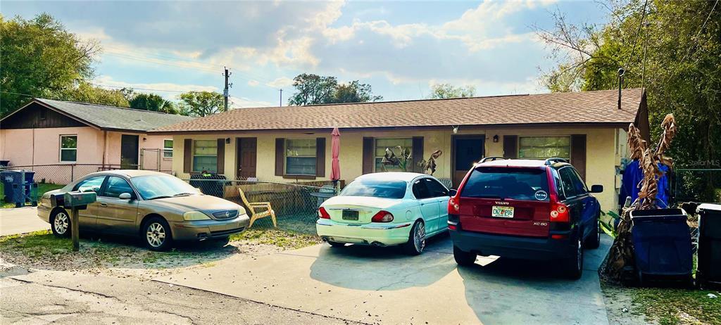 Property Photo: 9802 N 10th Street FL 33612