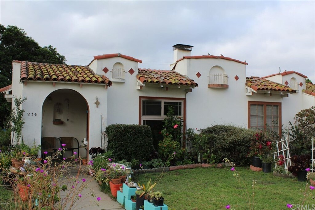 Property Photo:  212 E Tunnell Street  CA 93454 