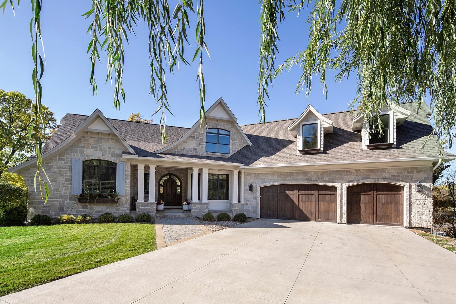 Property Photo: 18545 8th Avenue N MN 55447