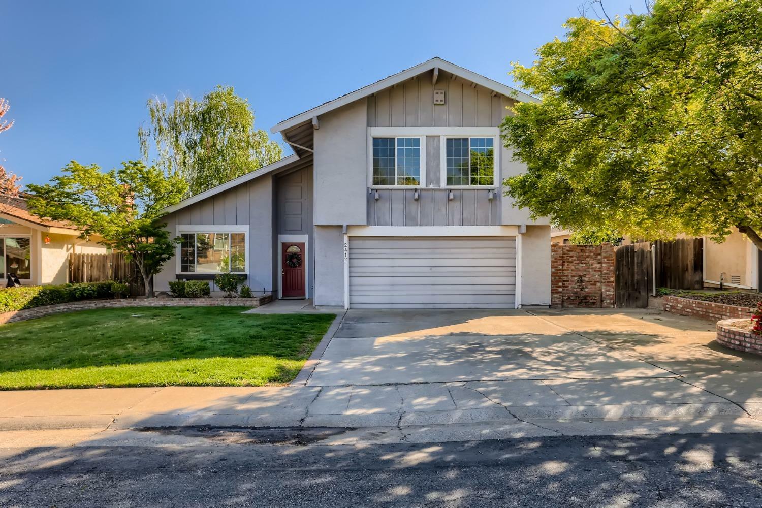 Property Photo:  2412 Rio Bravo Circle  CA 95826 