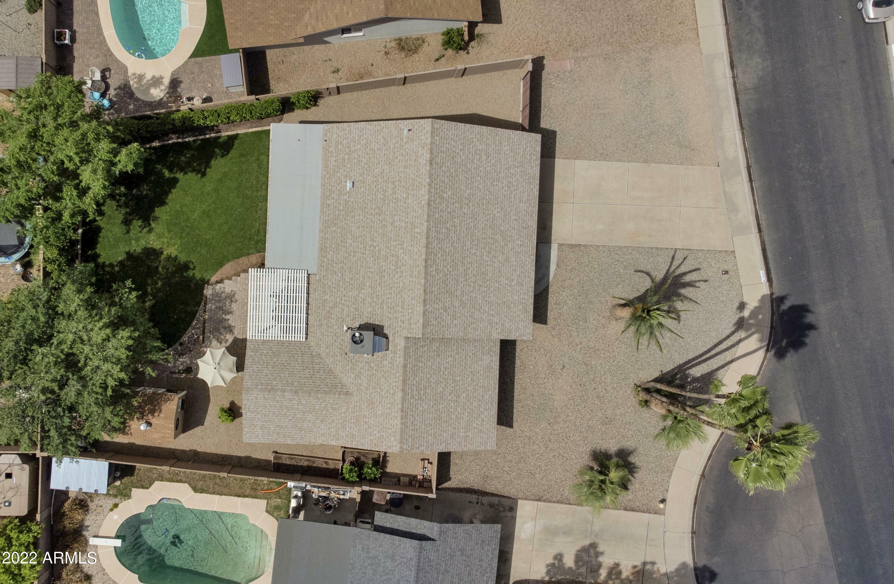 Property Photo: 10541 W Seldon Lane AZ 85345