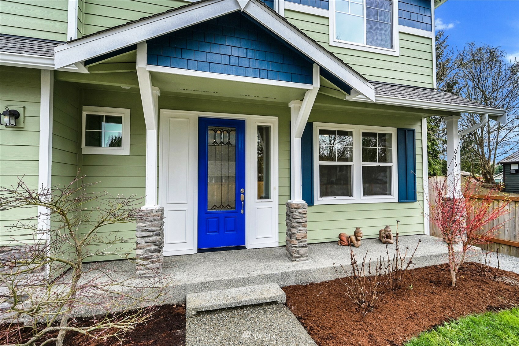 Property Photo: 646 W Columbia Street WA 98272