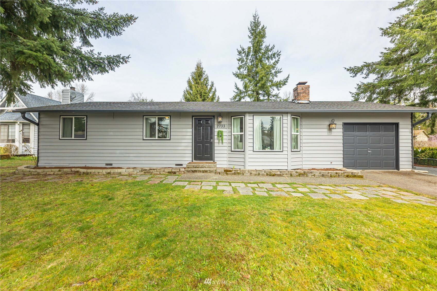 Property Photo:  2733 174th Street SE  WA 98012 