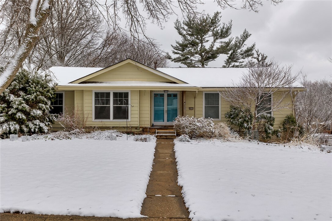 Property Photo:  3932 Pommel Place  IA 50265 