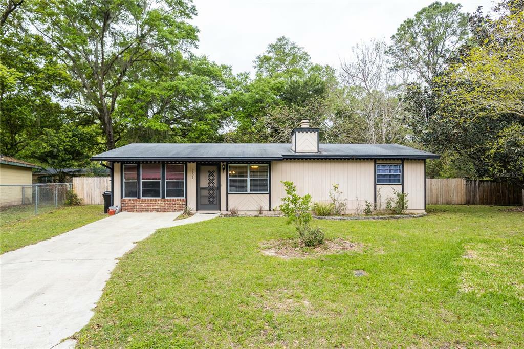 Property Photo:  3302 NW 18th Street  FL 32605 