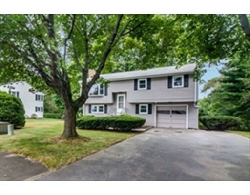 Property Photo: 3 Lacosta Dr MA 01760