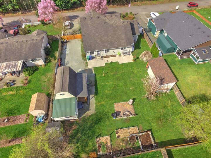 Property Photo: 12011 35th Avenue NE WA 98271