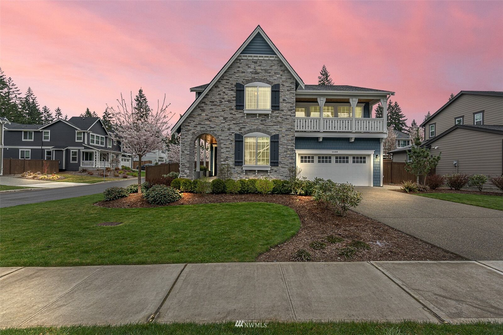 Property Photo: 14408 160th Court SE WA 98059