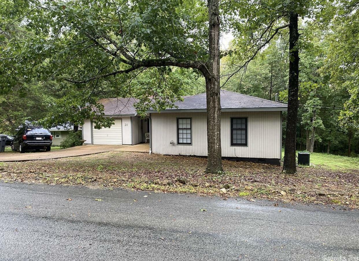 Property Photo: 21 Minentonka Drive AR 72529