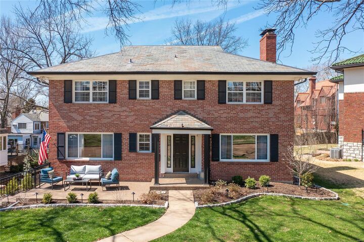 581 Purdue Avenue  St Louis MO 63130 photo