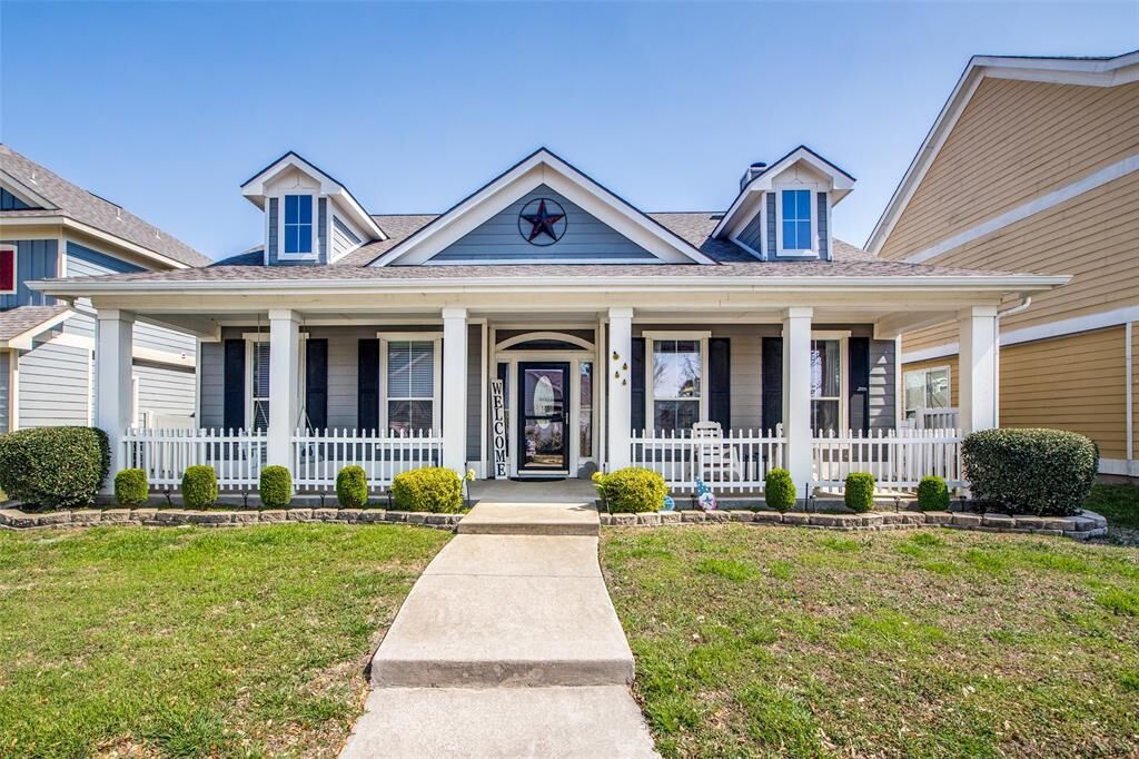 Property Photo:  936 Fox Grove Lane  TX 76227 